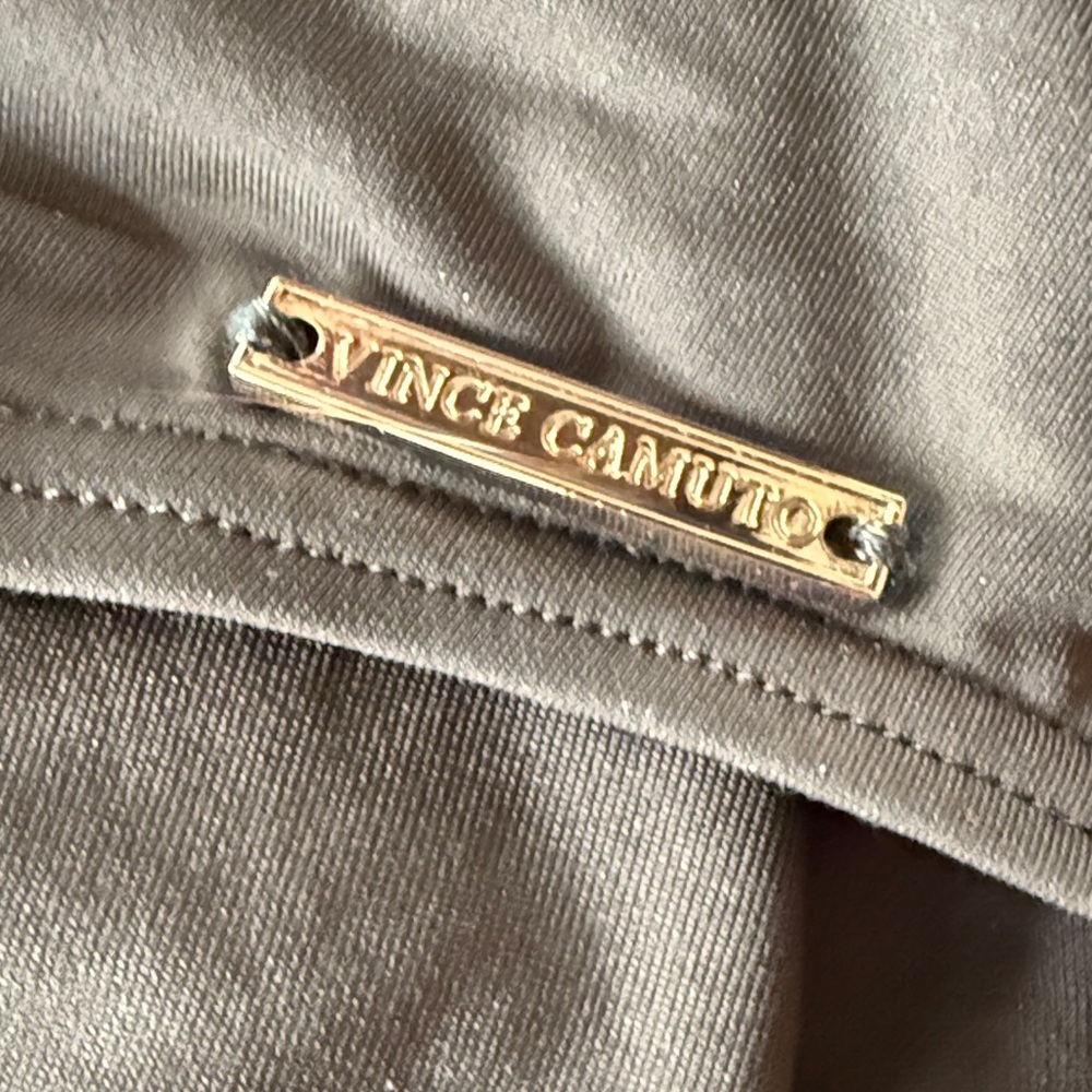Vince Camuto Plunge One-Piece Swimsuit Womens 10 - Picture 7 of 8
